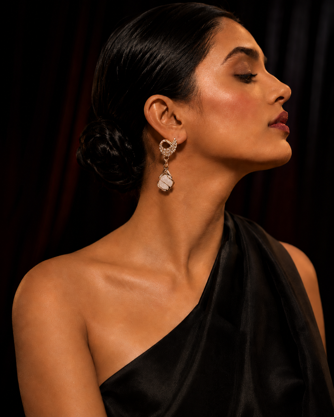 Luna Pearl Drop Earrings