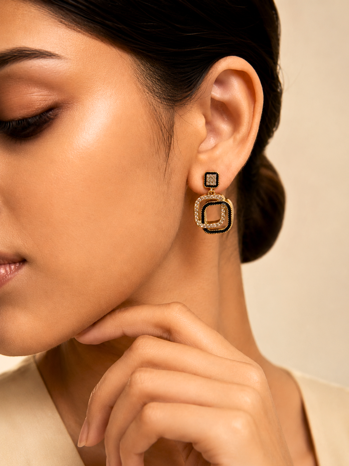 Noir Glow Earrings